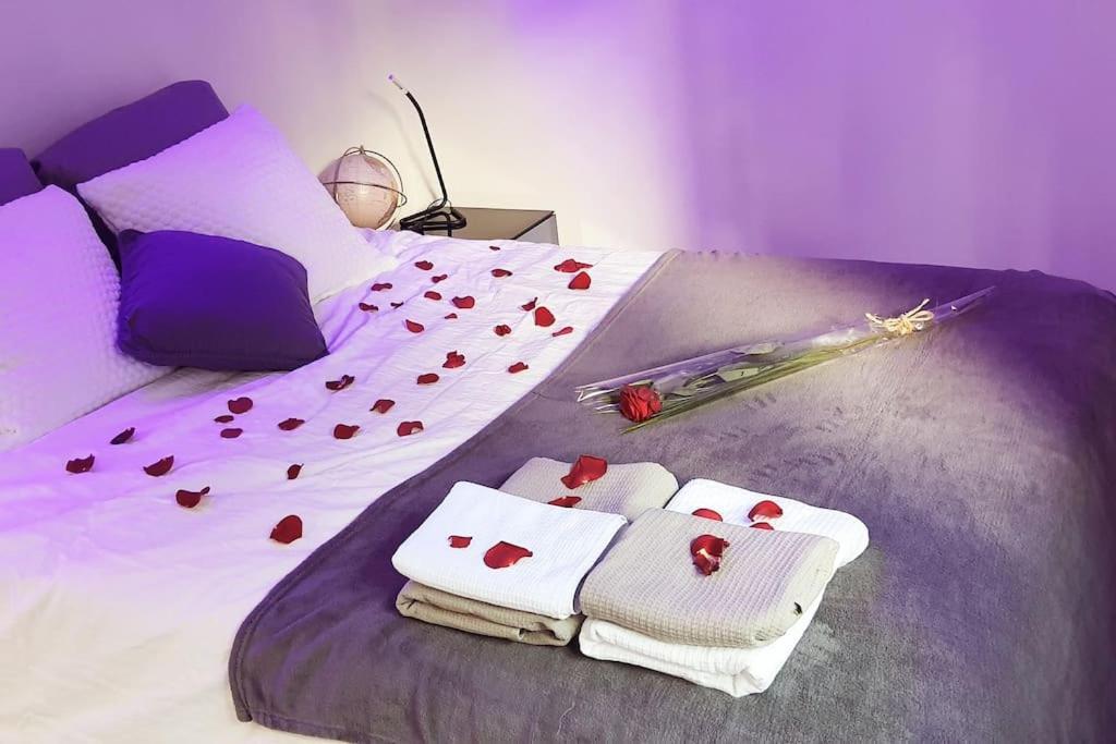 La Bonne Etoile Marseille ! Hebergement Romantique ! Jacuzzi Et Piscine Exterior foto